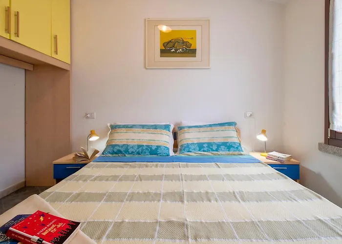 Con Piscina 13 * Trinità dʼAgultu